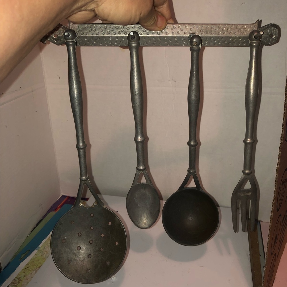 Vintage 60s/70s Utensil Set to hang on wall. Great farmhouse addition. Used
